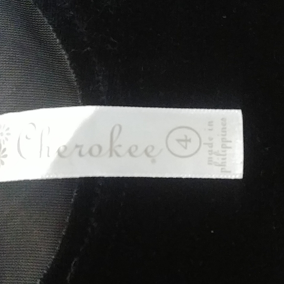 Beautiful Girls Dress! - Picture 5 of 6